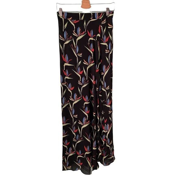 NEW Olivaceous Boho Floral Flowy Maxi Skirt in Size Medium - Picture 5 of 11